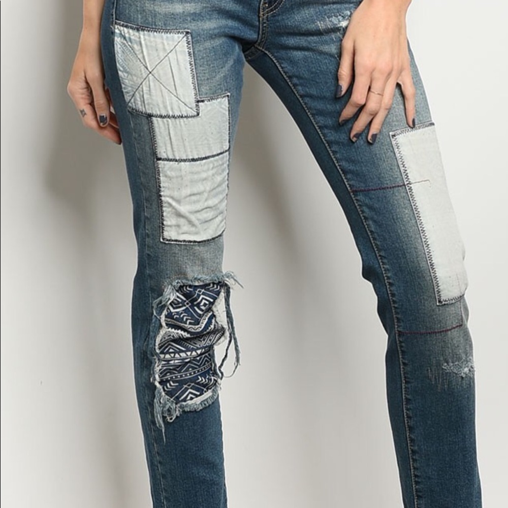 🆕 💙 Patchwork Denim Jeans - Picture 4 of 8